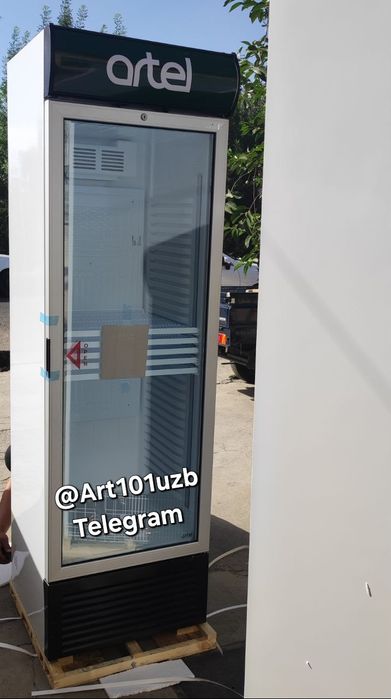 Артел Витринный холодильник HS390SN