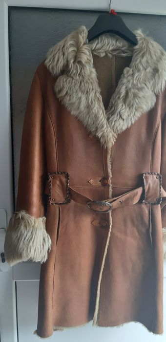 Vând  cojoc damă  din piele și blană naturală