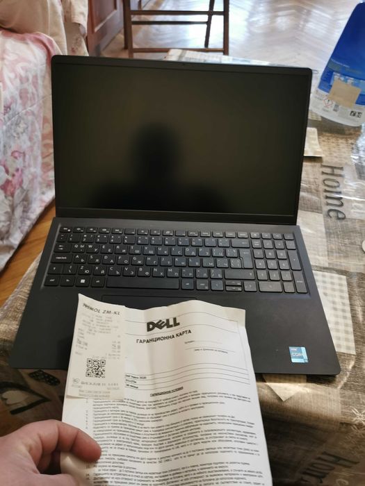 Здр продавам лаптоп във отлично състояние