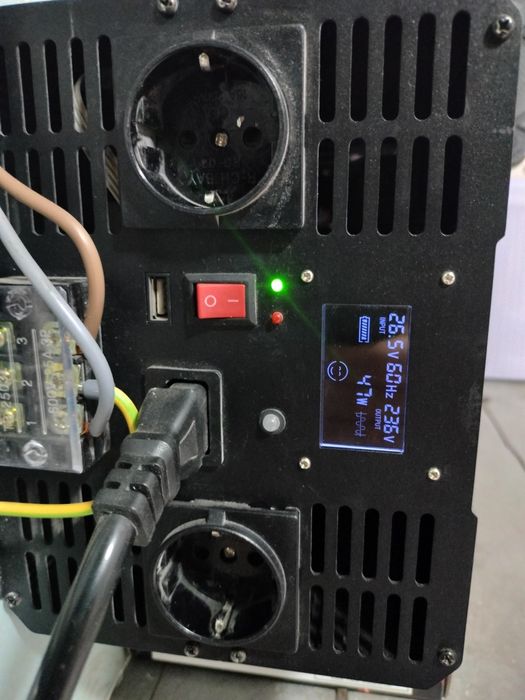 3 in 1 invertor 10000 W 24 V,ups,și încărcător pentru baterii 24 v