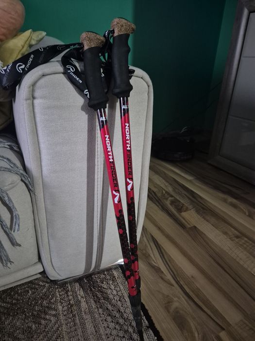Bețe telescopice pentru drumeție/trekking marca Northfinder