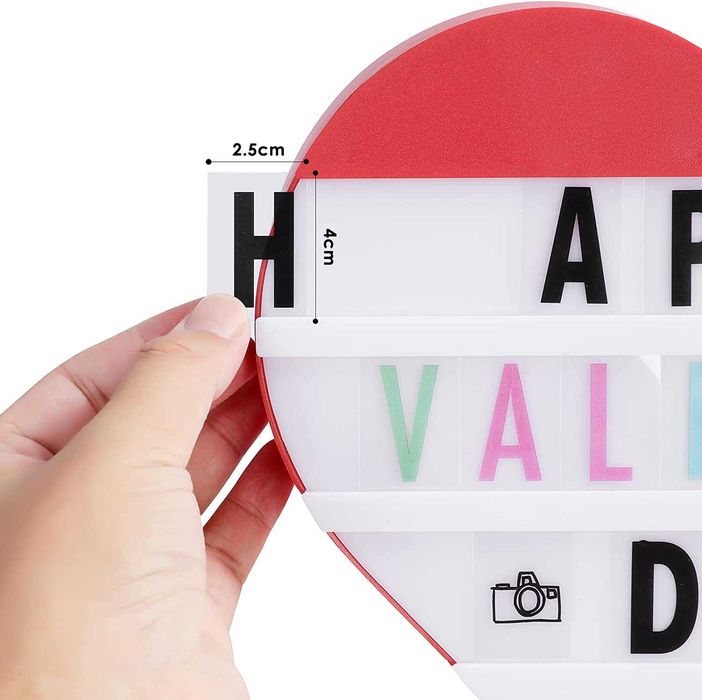 Оригиналната светеща кутия във формата на сърце