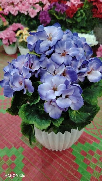 Dekorativ sun’iy gullar / Декоративные искусственные цветы