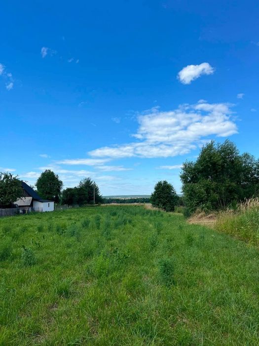 Vând teren intravilan, cu o suprafață de 2900 mp sau 1400 mp, în Bivolărie, Vicovu de Sus.