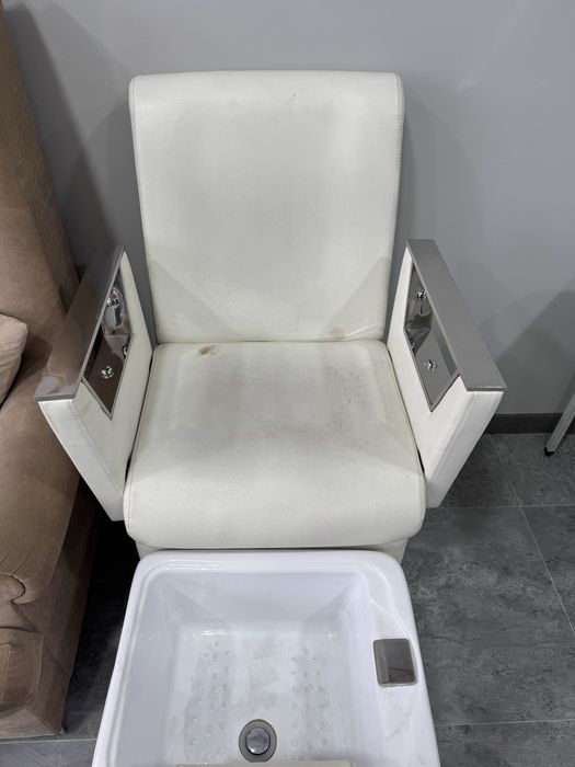 Педикюрное кресло