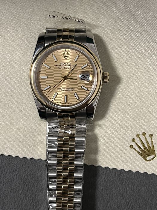 Rolex Date-Just Gold