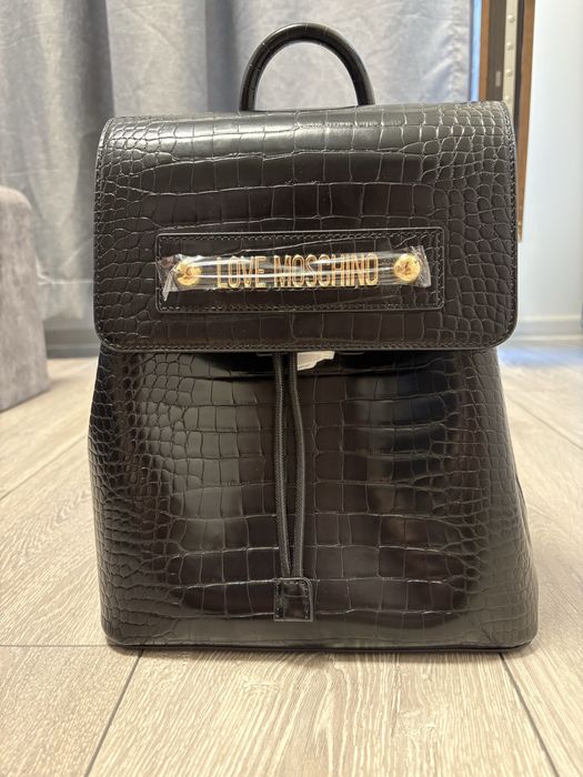 Ghiozdan Moschino