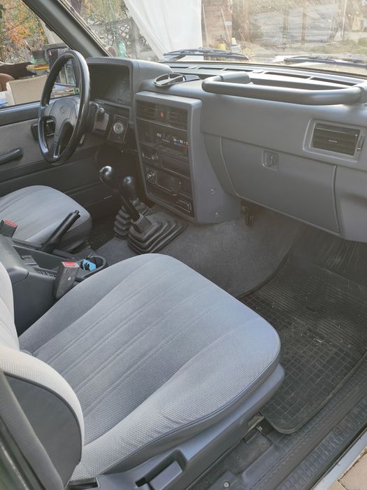 Nissan  PATROL Y60 LX