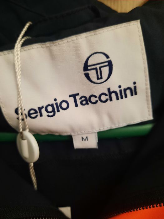 Vand geaca primăvara