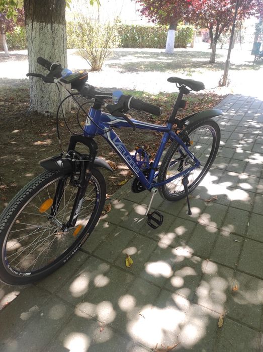 Bicicleta MTB cu cadru de aluminiu 
Roti 26 inch
Cauciucuri noi 
Bicic