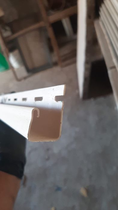 Бежевый сайдинг