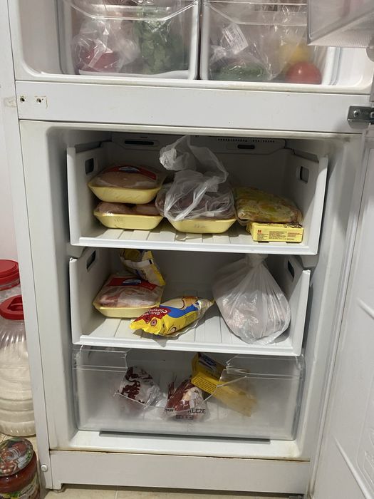 Продам холодильник