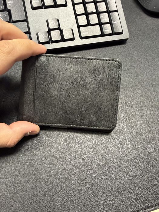 Визитница / зажим для купюр.