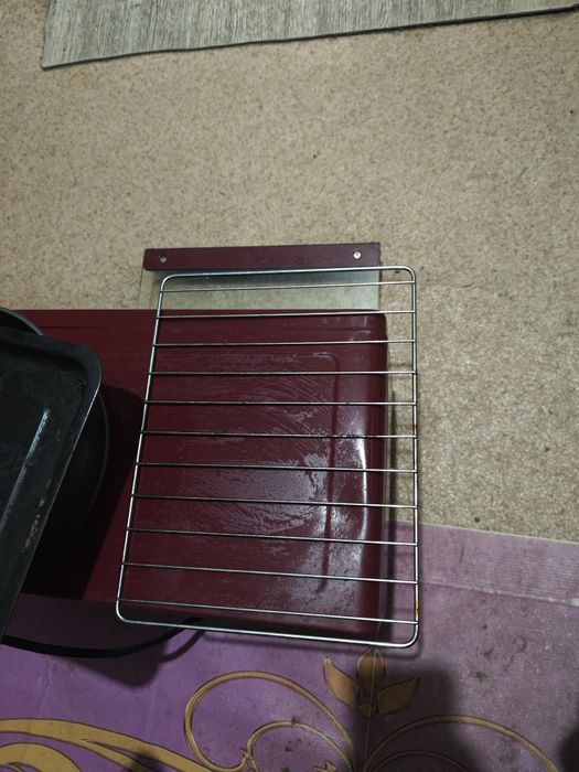 Продам духовку в рабочем состоянии