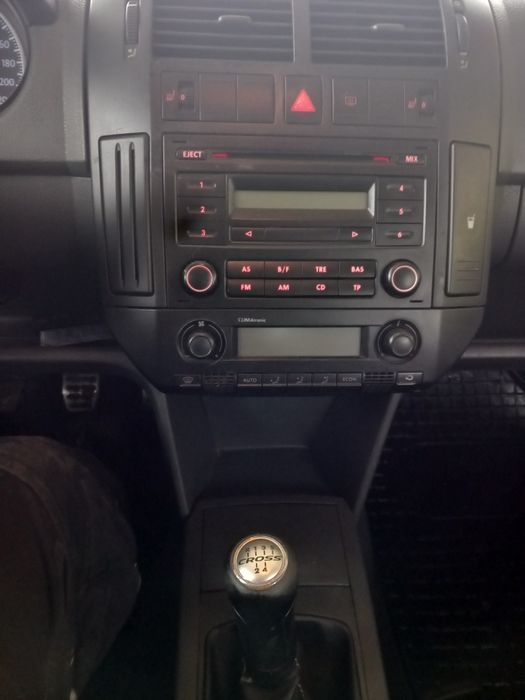 Volkswagen Polo cross (1350 euro) fixx