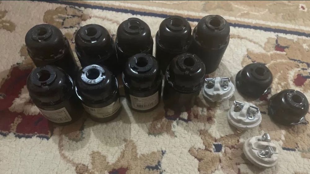 Продаются патроны для лампочек