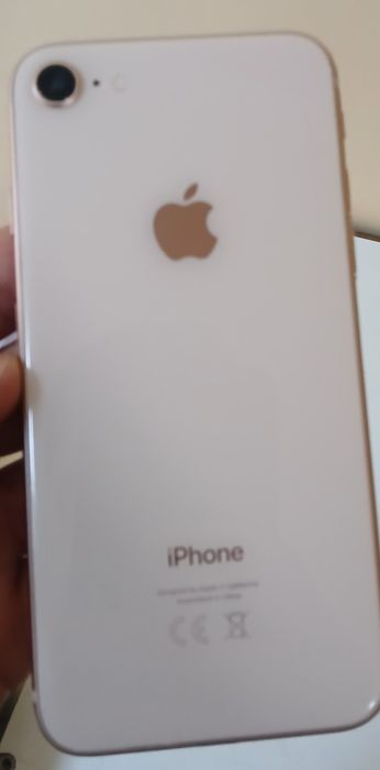 Айфон 8. 64 б/у .