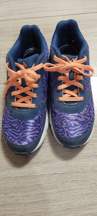 Маратонки Adidas обувки КК Ном.35