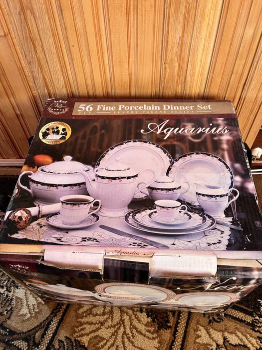 Set  vesela 56 de piese portelan Versace