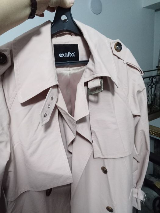 Тренч новый розовый