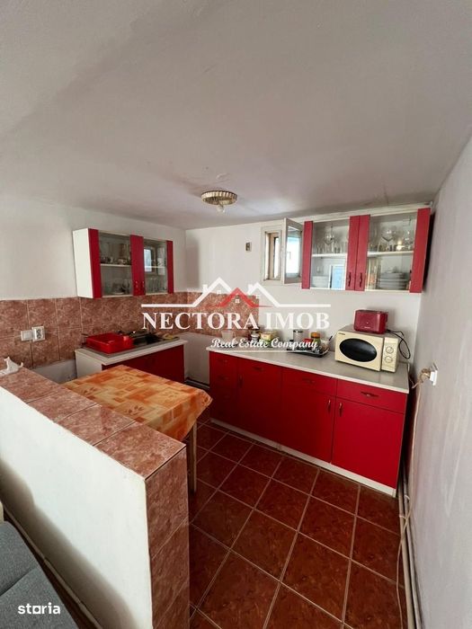 NECTORA IMOB-Casa 5 camere, 2 bai, 2 terase, 180 mp, Episcopia,Utilata