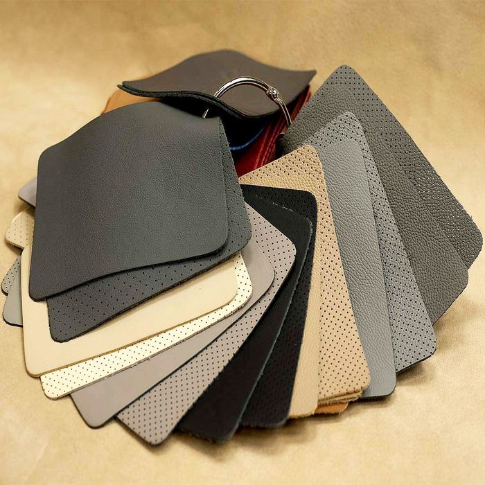 Тюнинг салона автомобиля 
Перетяжка салона,