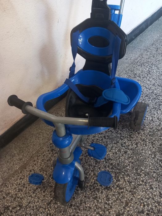 Детска триколка със сенник