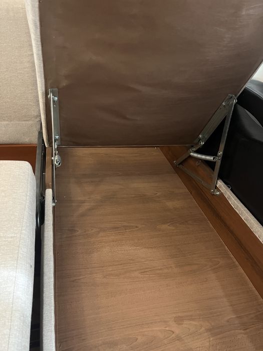 Продам диван в хорошом состоянии