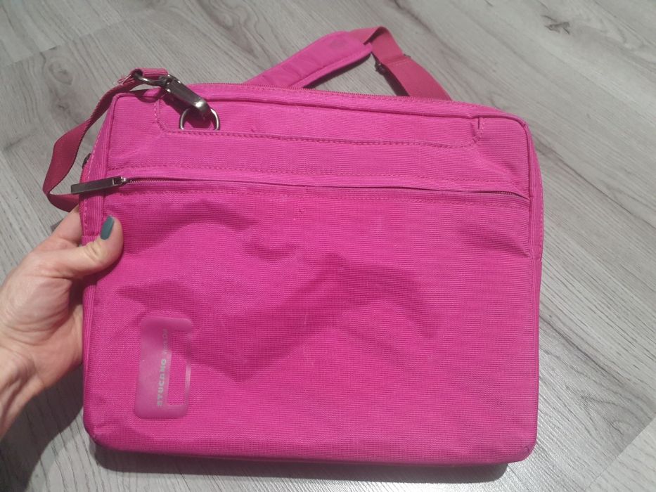 Geanta notebook !