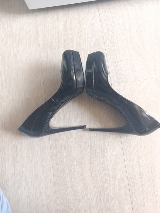 Туфли женские шпилька