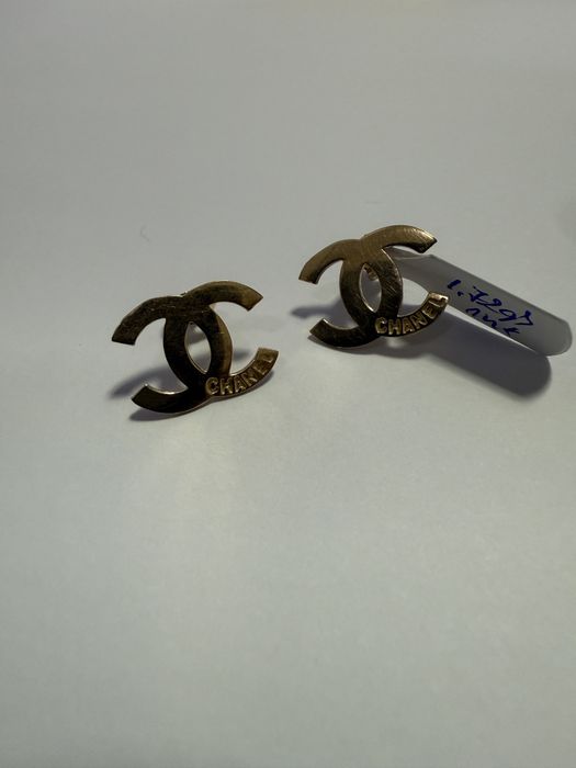 Cercei Chanel (vl) star amanet