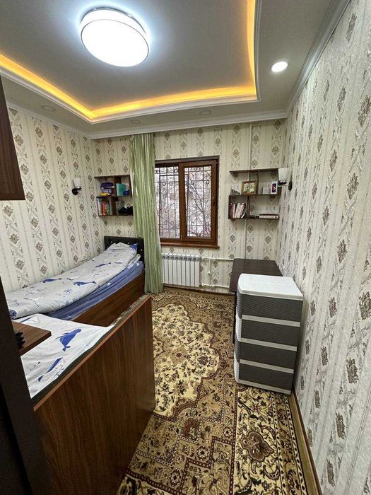 Продаётся улучшенная планировка 3-х ком. квартира.