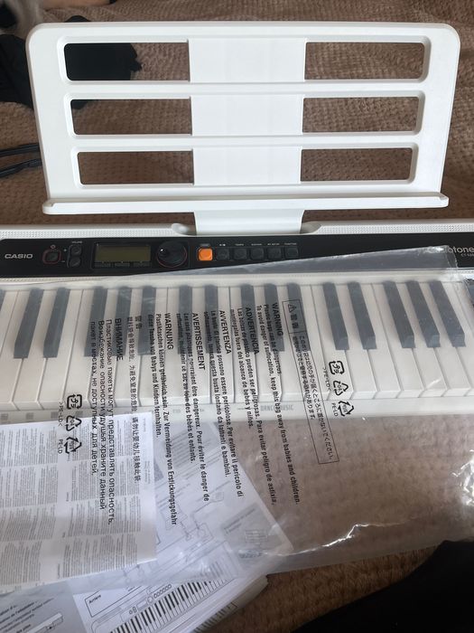 Пианино CASIO CT-S200we