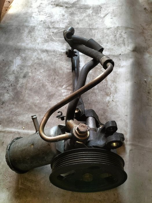 Продам гур Toyota