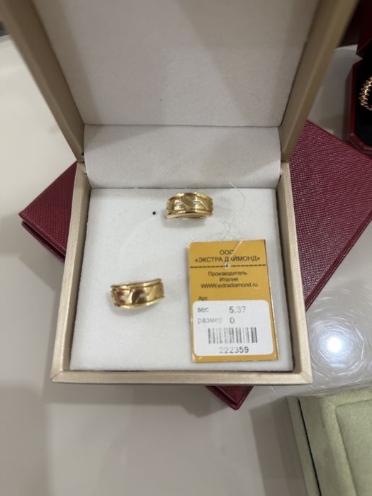 Золотые серьги 585 пробы