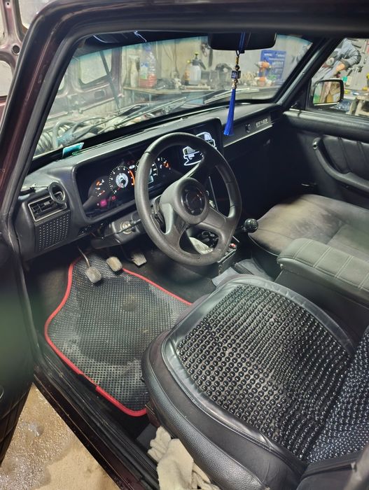 2107 sotiladi yil 2009 injektor 03