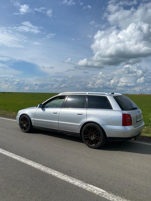 AUDI A4 2001 — imagine 2