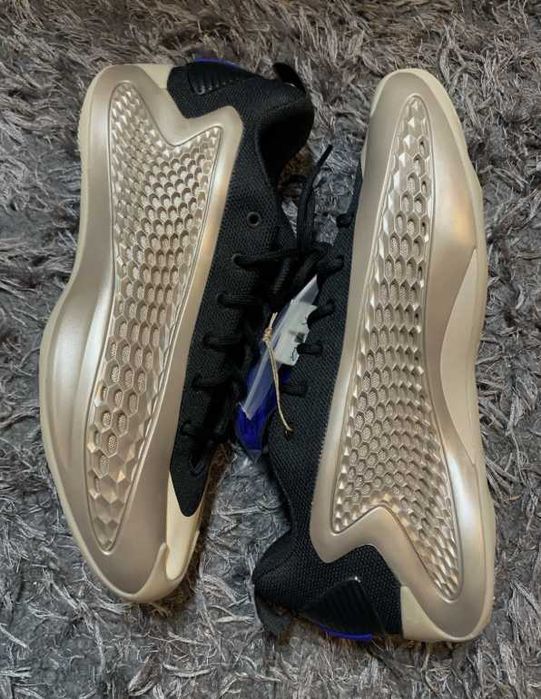 Оригинални мъжки обувки ADIDAS ANTHONY EDWARDS  размери  EU40 2/3 - 47 1/3