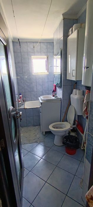 Apartament cu 2 camere de vanzare contact: 0754982122