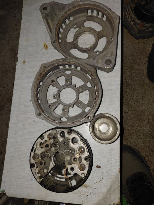 Корпус от генератора ваз КАЛИНИ ИЛИ ПРИРА НА 90АМПЕР