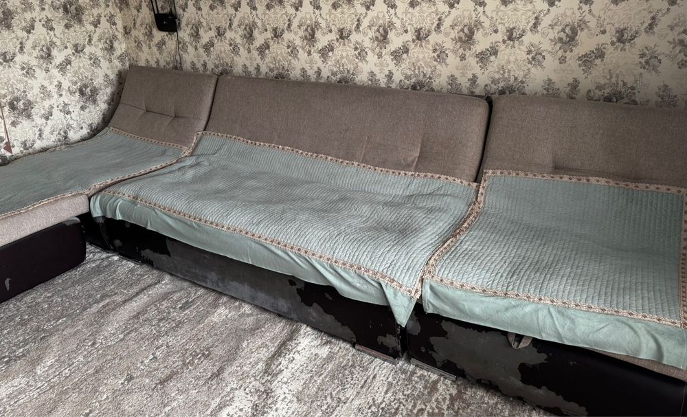 Срочно продам диван