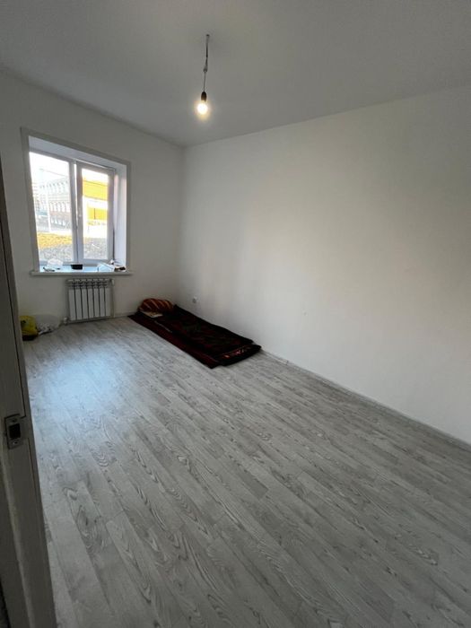 Продам 3 комн кв новую 1 этаж