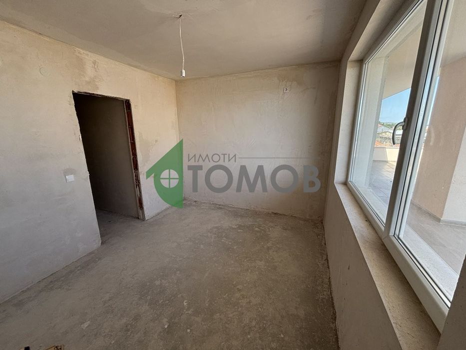 Продава се Тристаен апартамент в Стара Загора, Три чучура - север - 132 кв.м за 849 €/кв.м - Снимка #9