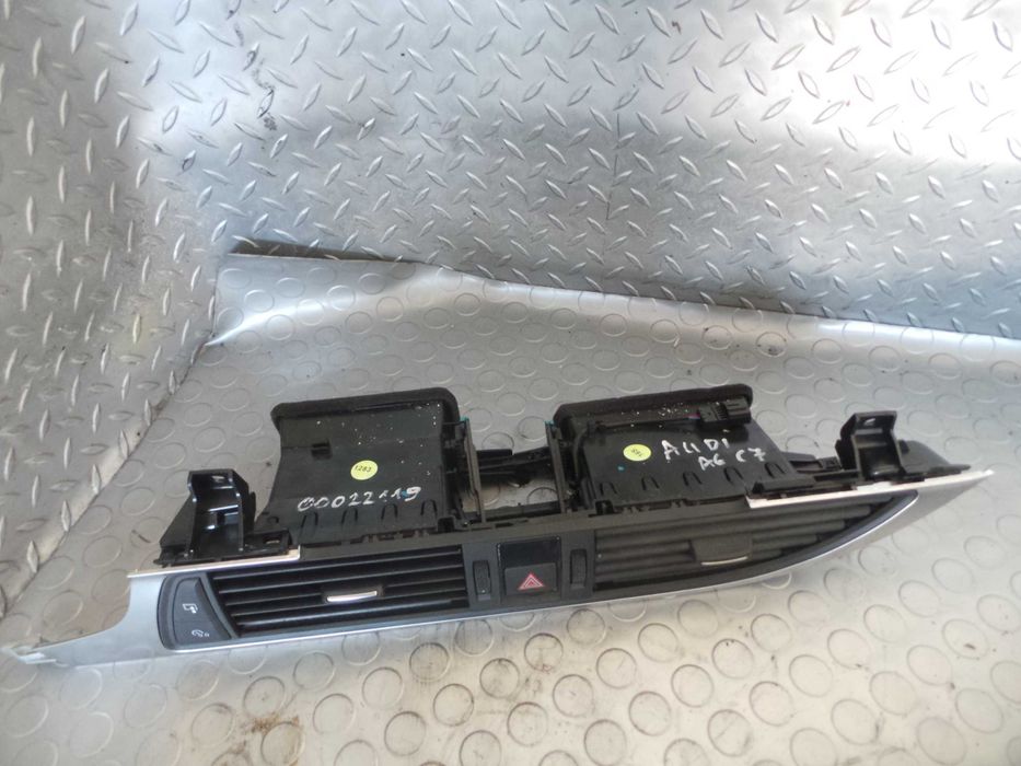 Въздуховоди Централна Конзола Audi A6 C7 4G 2013