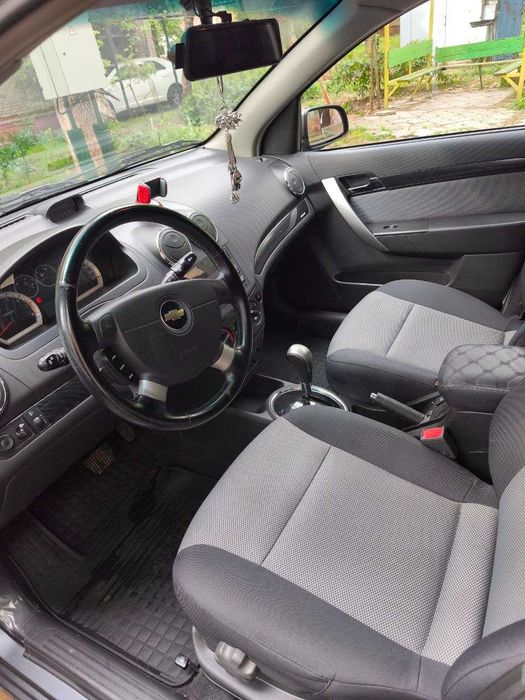 Nexia 3 sotiladi. Bir qul moshina