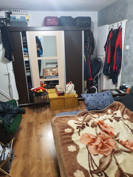 Apartament 3 camere  Aleea Vergului Bl 18 , sect 2