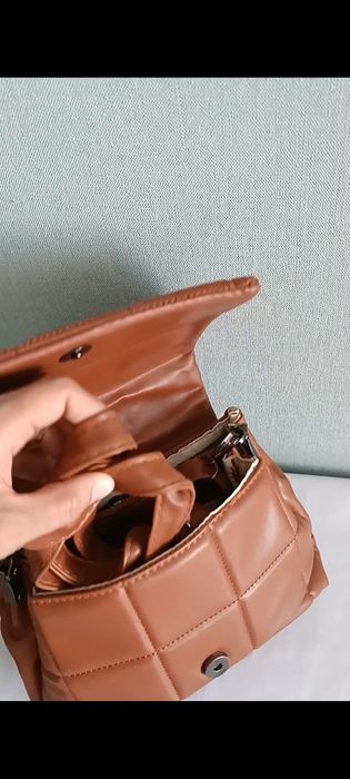 Сумочку-клатч новый