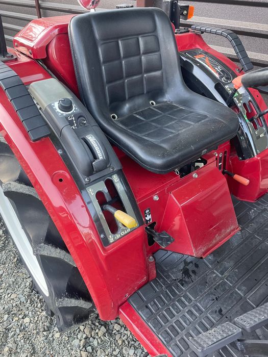 Tractor japonez Mitsubishi  21-CP ,4x4