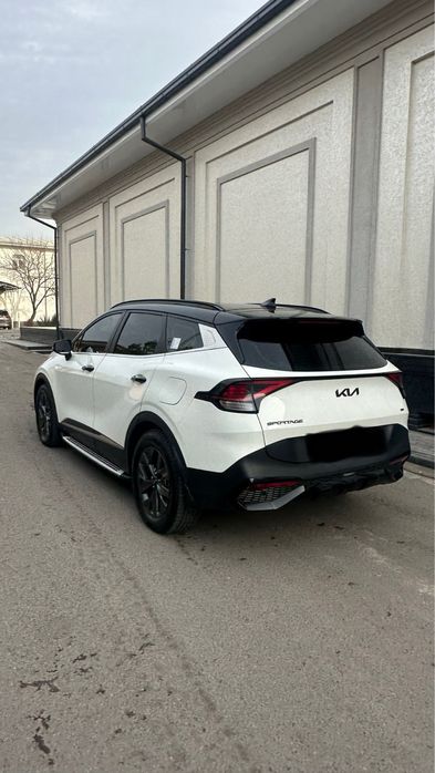 Kia sportage sotiladi