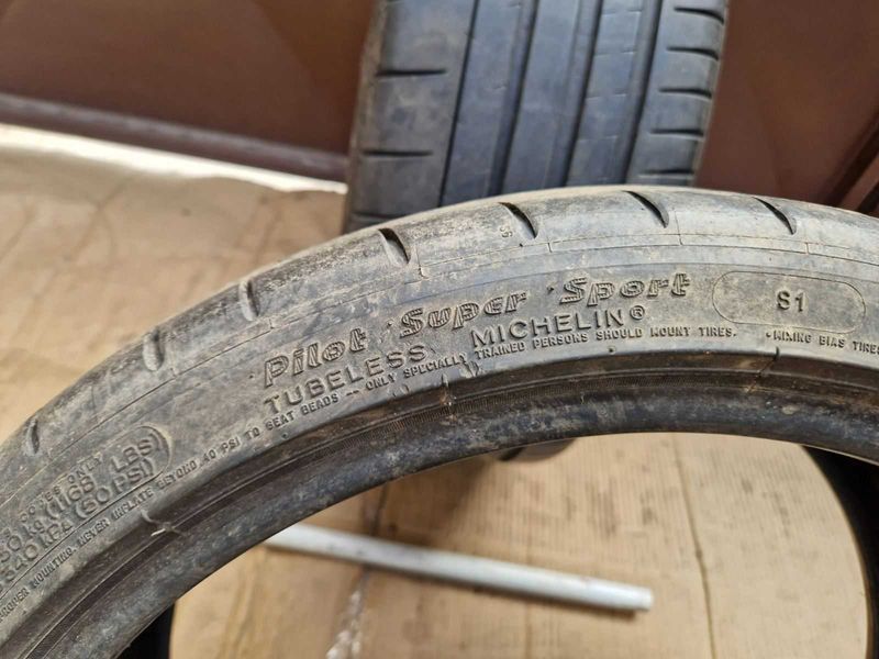 2 Michelin R18 205/40
летни гуми
DOT1918
